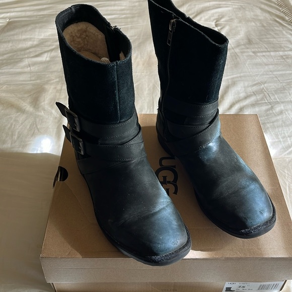 UGG Lorna Boot Black 7.5 - Picture 2 of 13